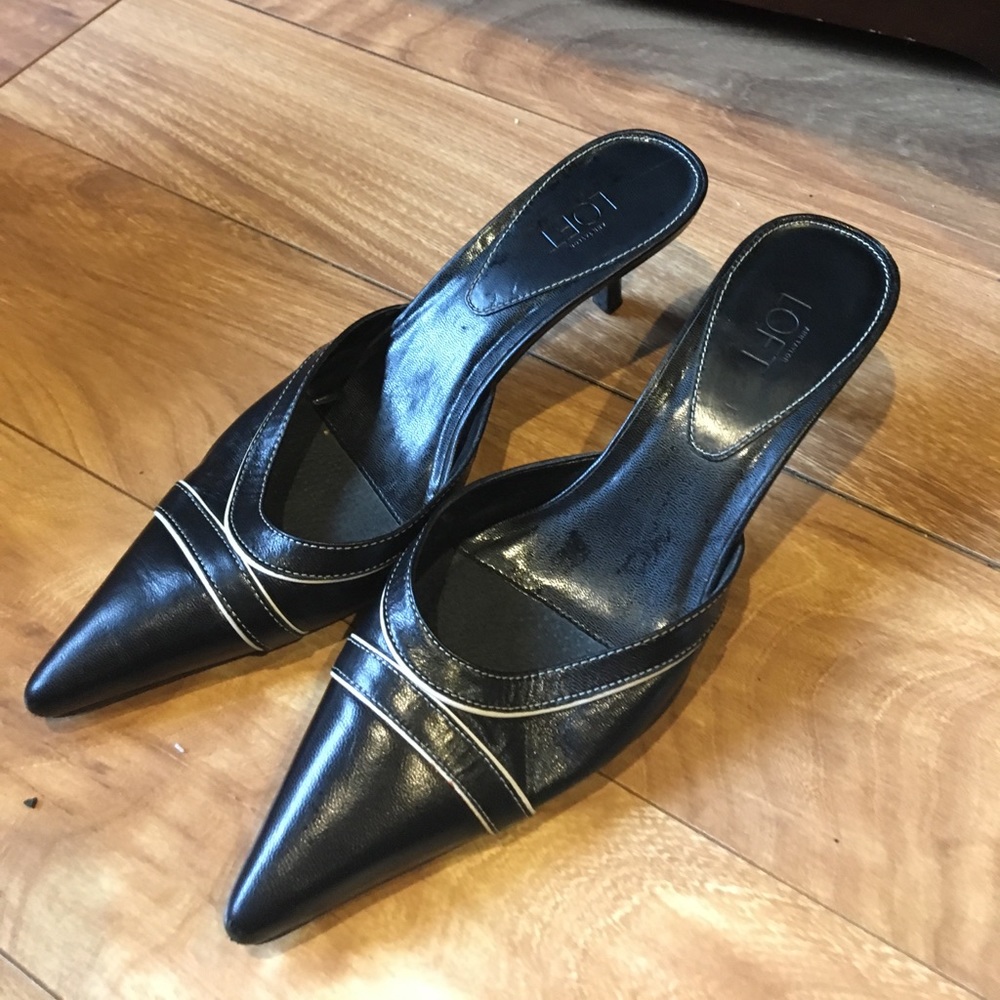 Black and white mules